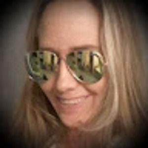 Meet your Posher, Traci